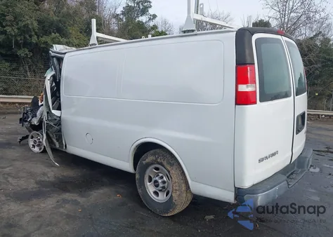 2019 GMC Savana 2500 Work Van из США, поврежденный, VIN 1GTW7AFG6K1236861